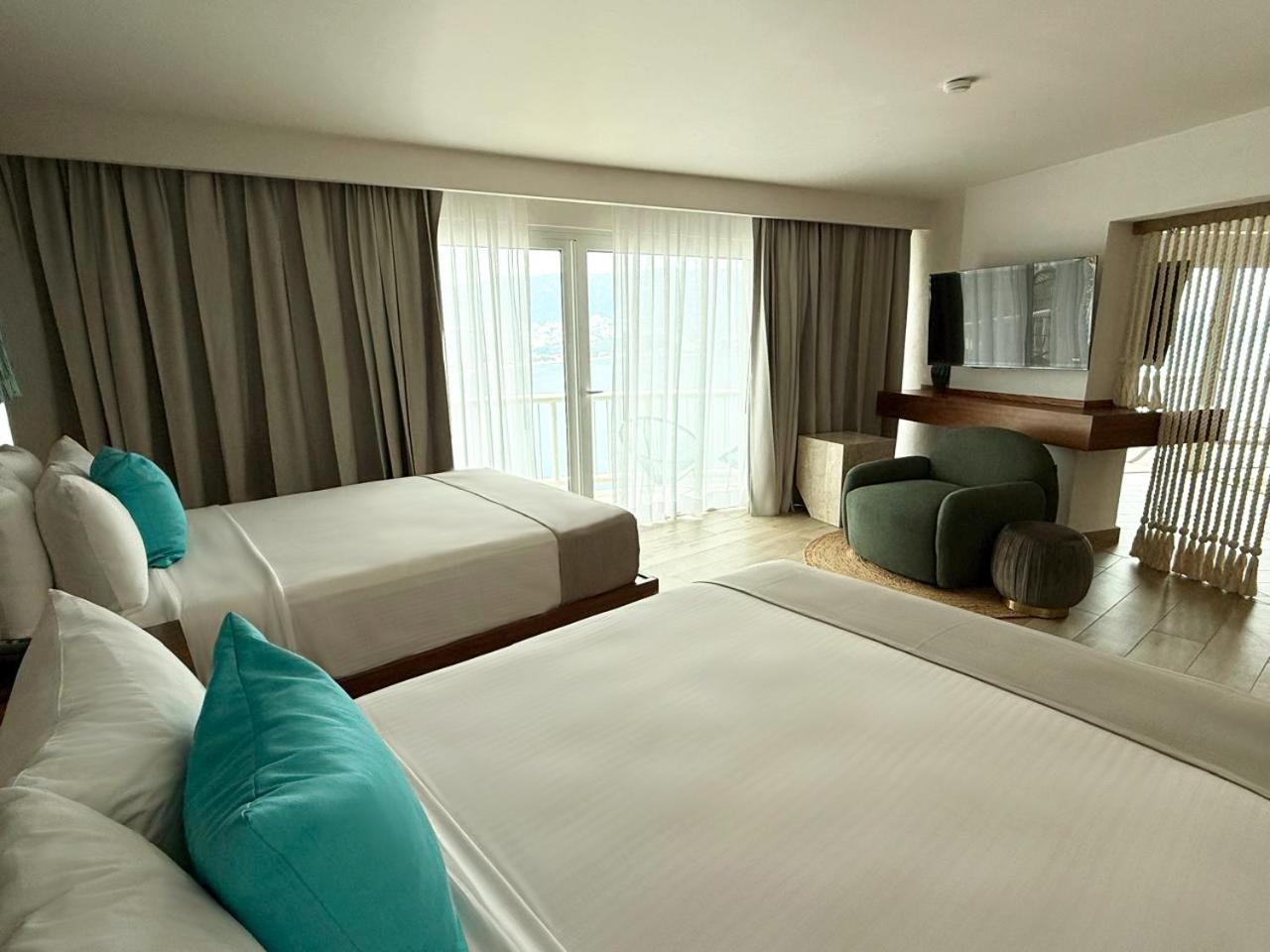Resort Amares 5*